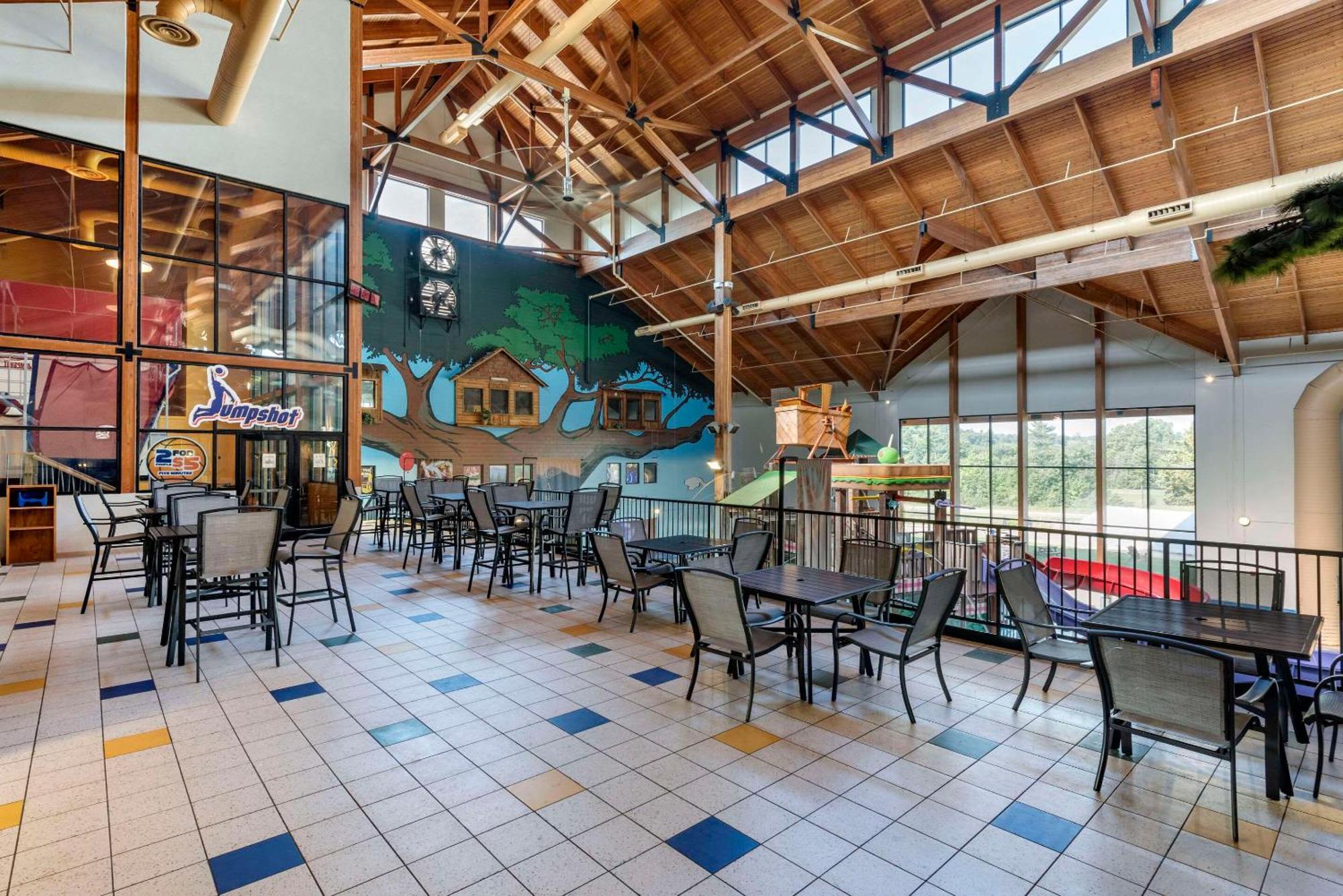 Three Bears Resort Waterpark Near Tomah Ascend Collection Warrens Luaran gambar