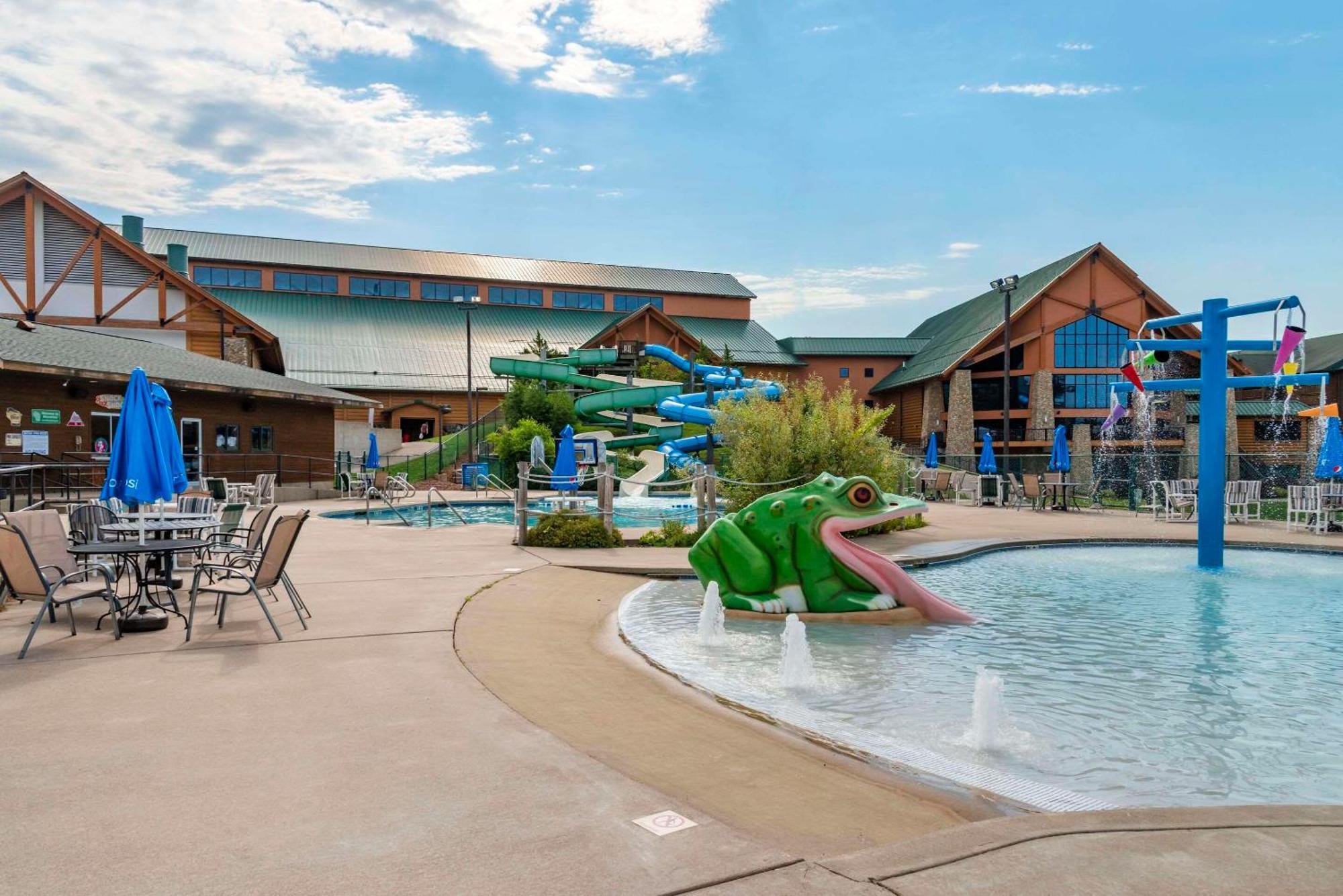 Three Bears Resort Waterpark Near Tomah Ascend Collection Warrens Luaran gambar